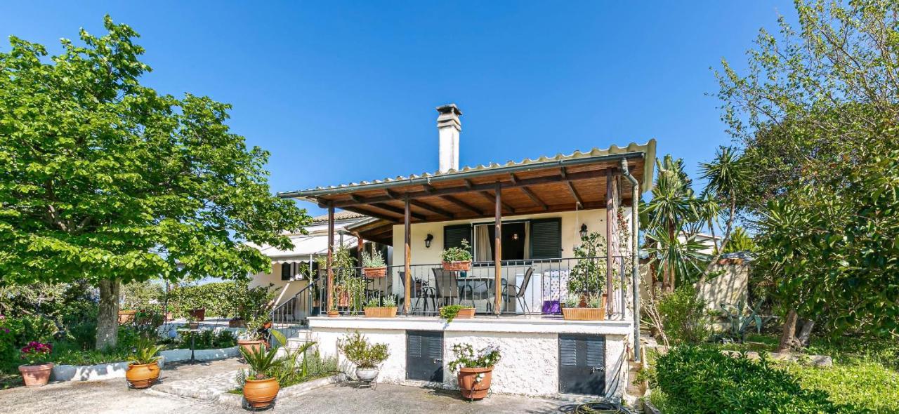 Villa Eutuxia House à Corfu  Extérieur photo